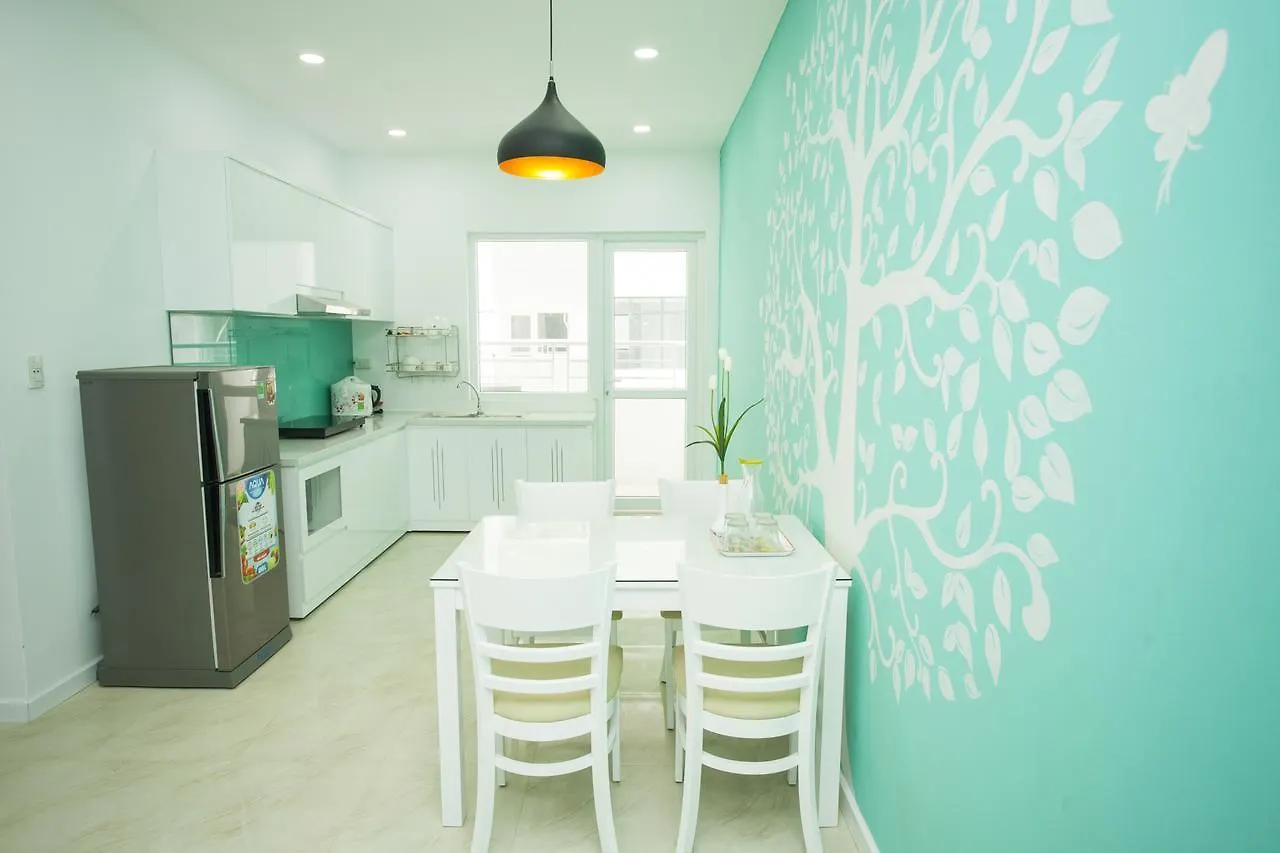 Alpha Oceanus Apartment Нячанг