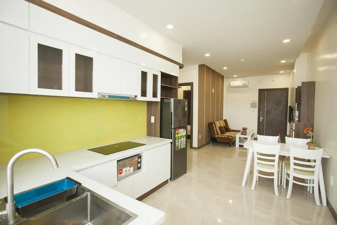 Alpha Oceanus Apartment Нячанг