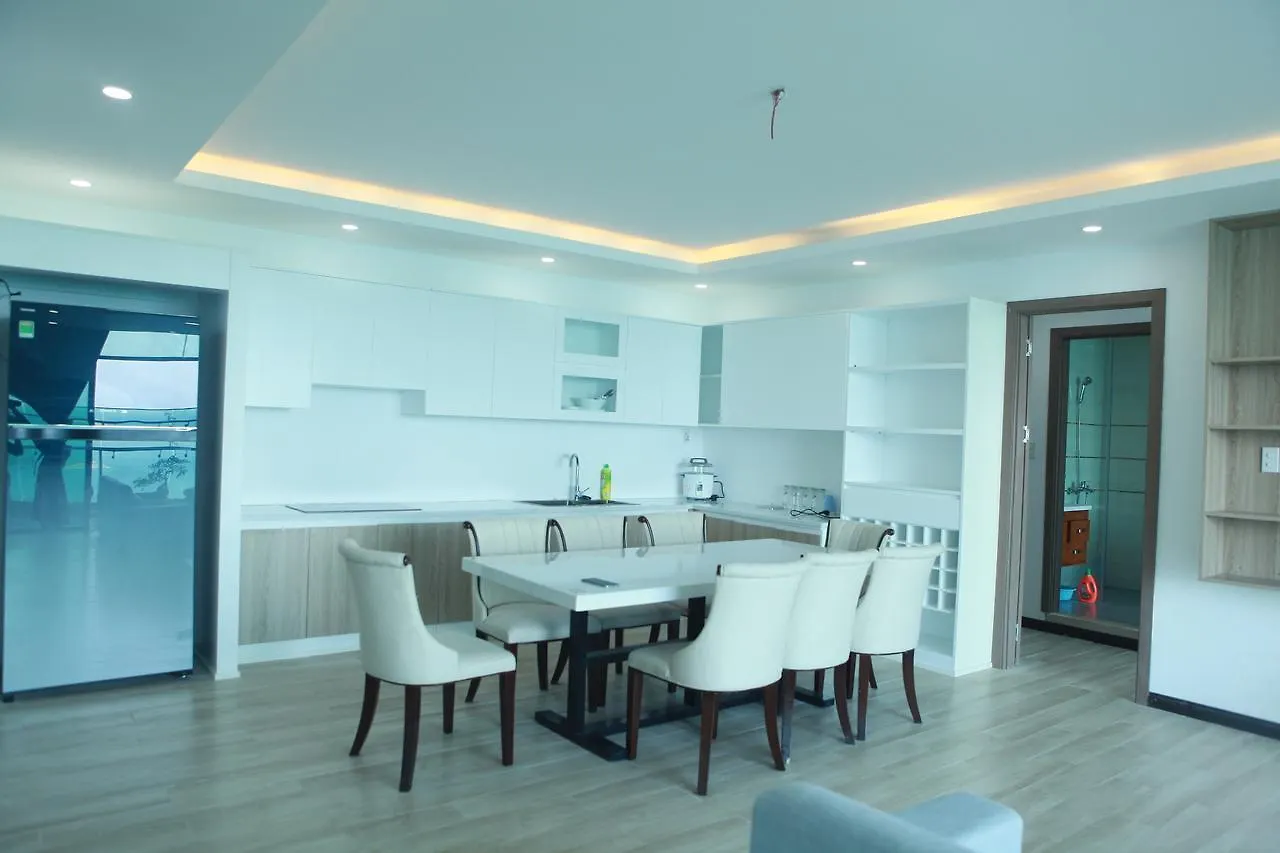 Alpha Oceanus Apartment Нячанг