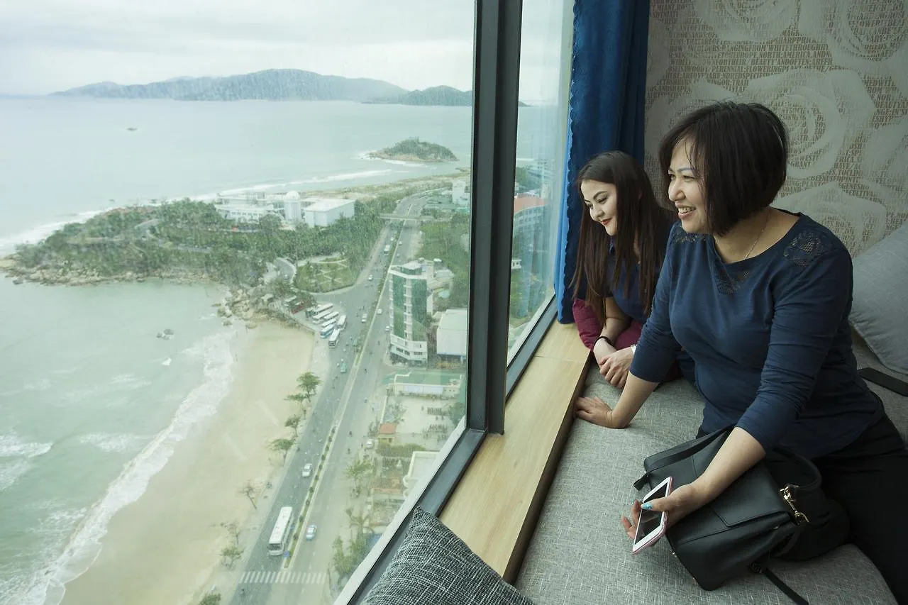 Alpha Oceanus Apartment Nha Trang